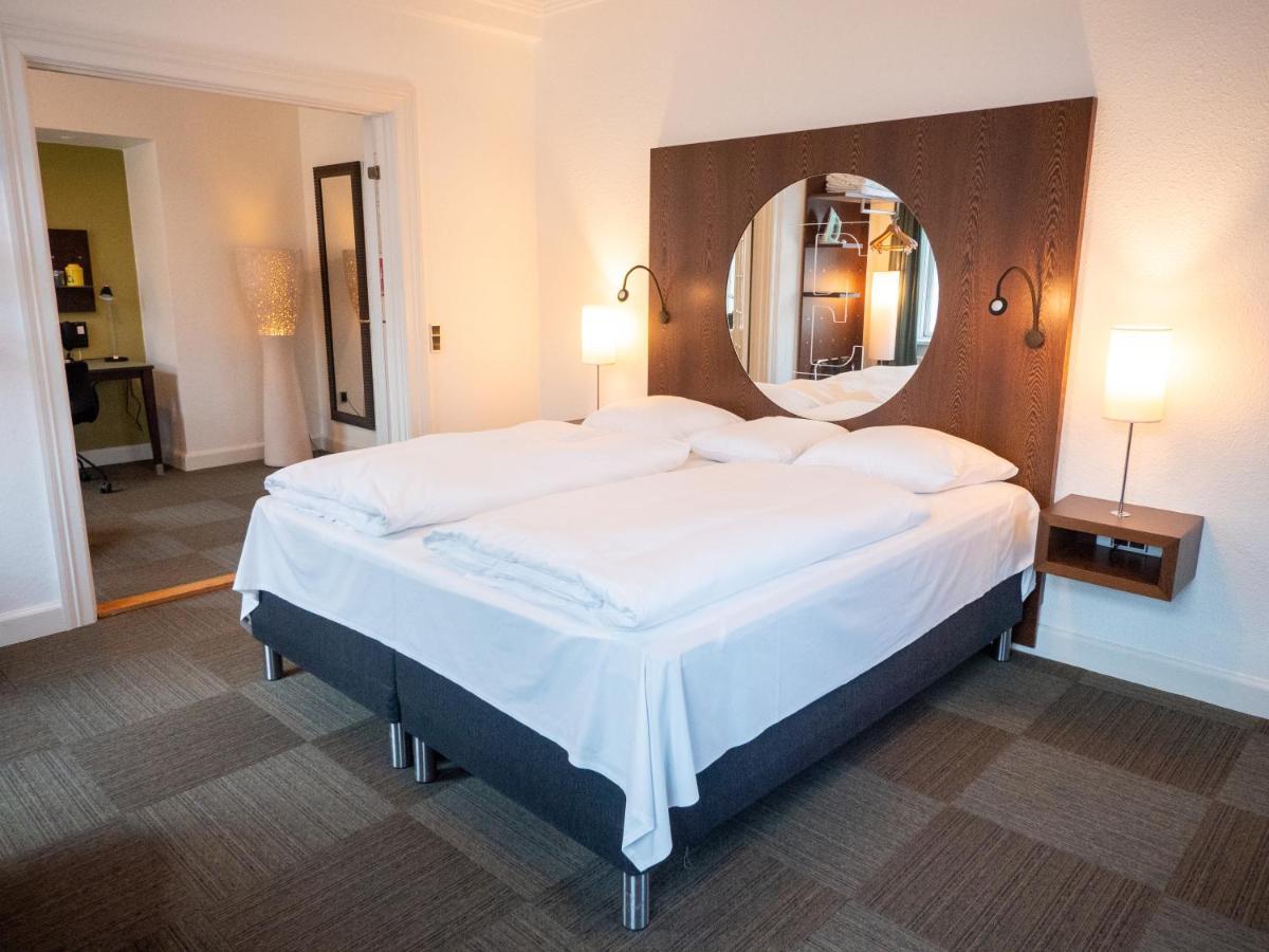 Hotel Europa Обенро Екстериор снимка