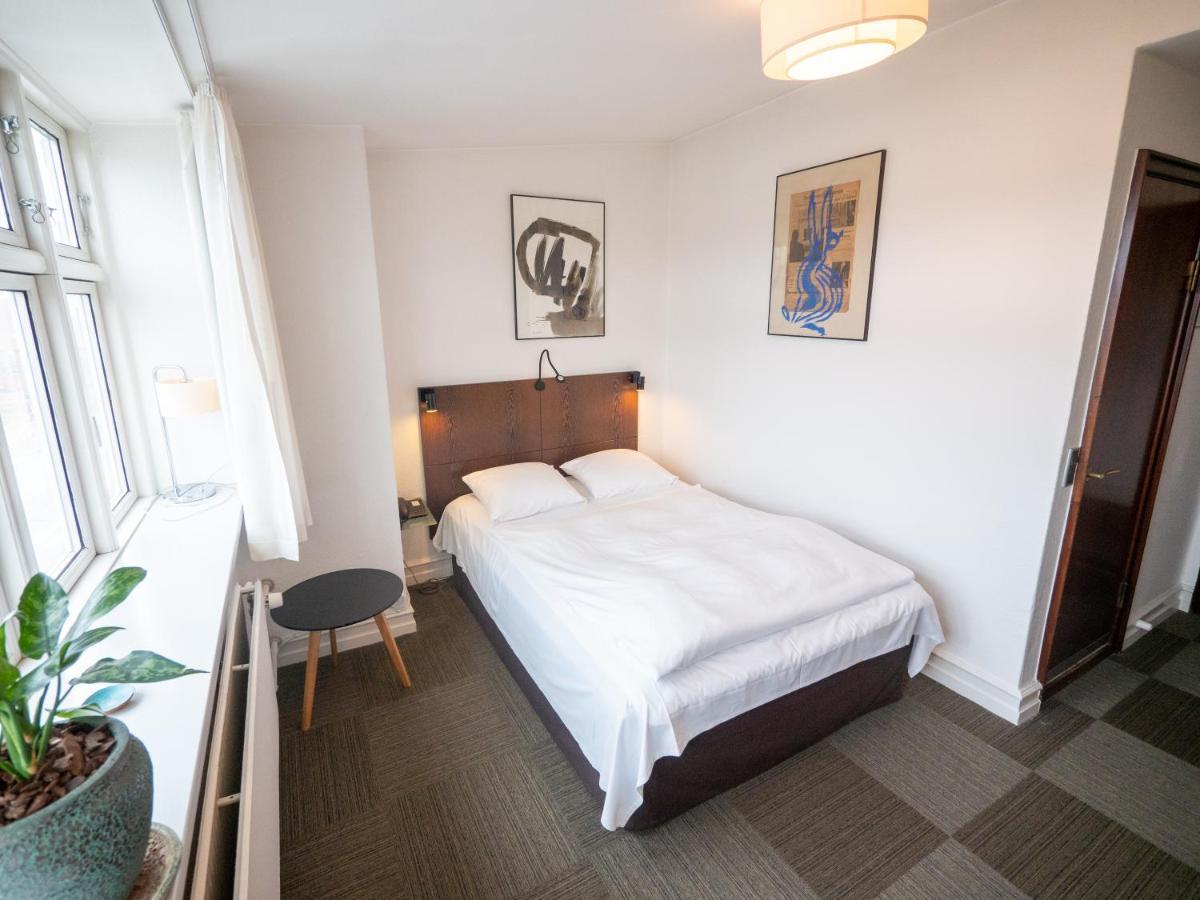Hotel Europa Обенро Екстериор снимка
