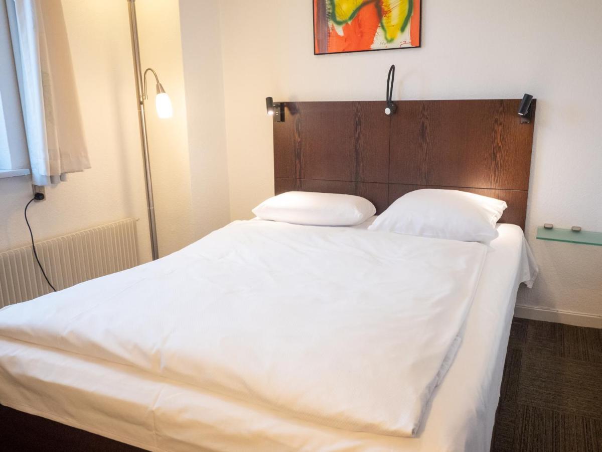 Hotel Europa Обенро Екстериор снимка