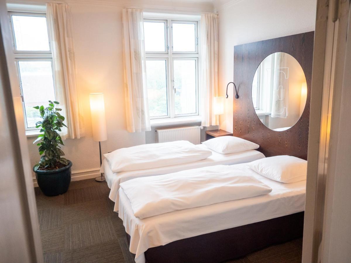 Hotel Europa Обенро Екстериор снимка